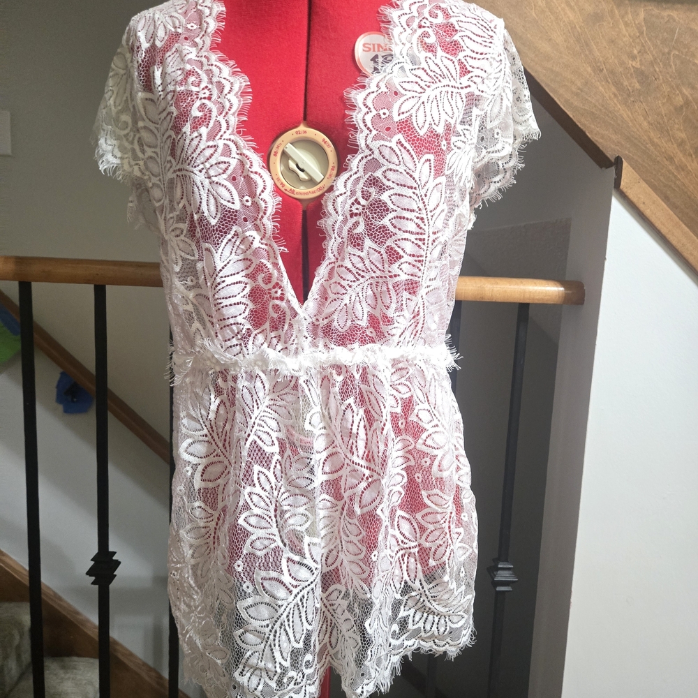 Avidlove Romper NWOT